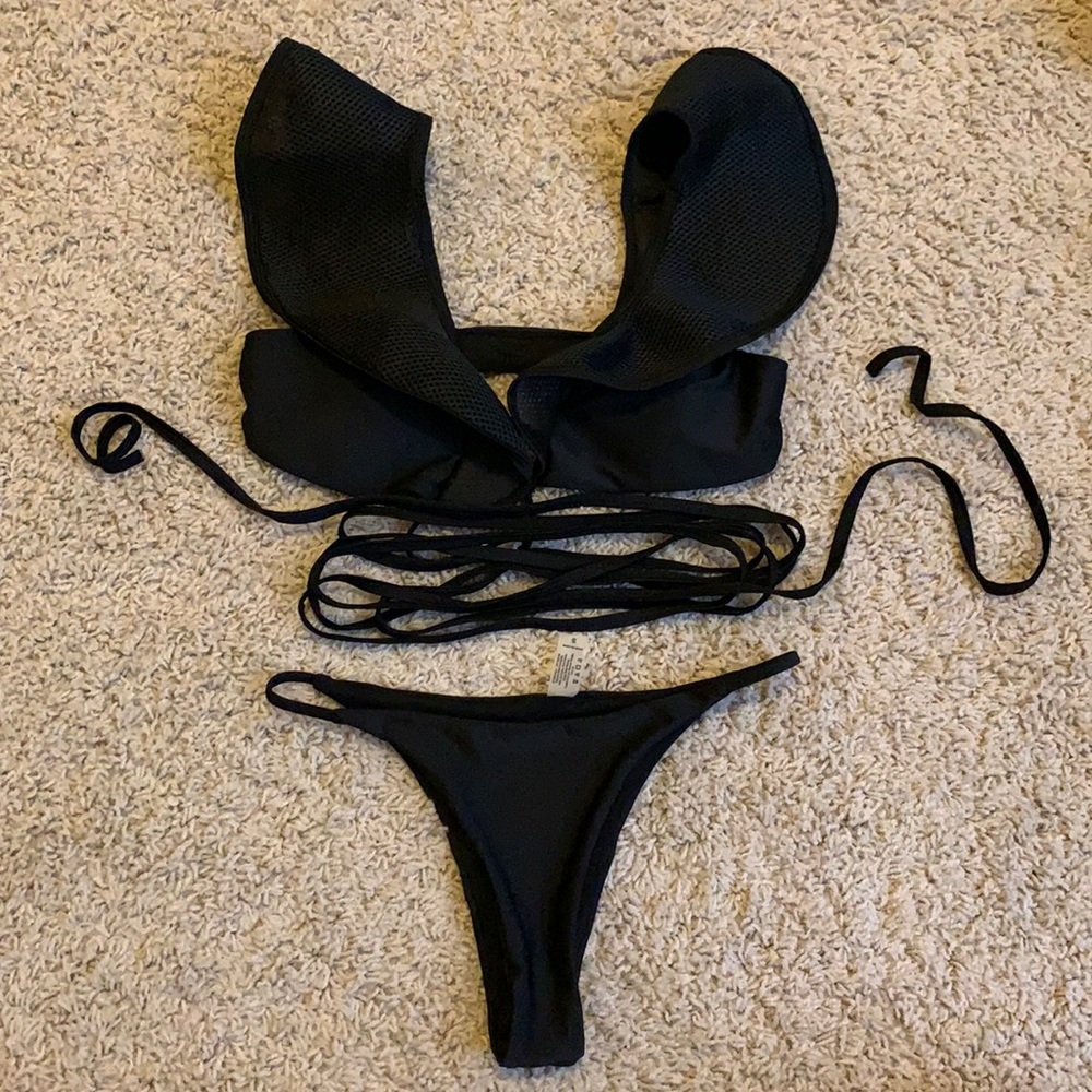 WRAP AROUND THONG BIKINI